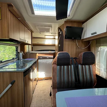 Fiat Dethfless Camper Campingplads